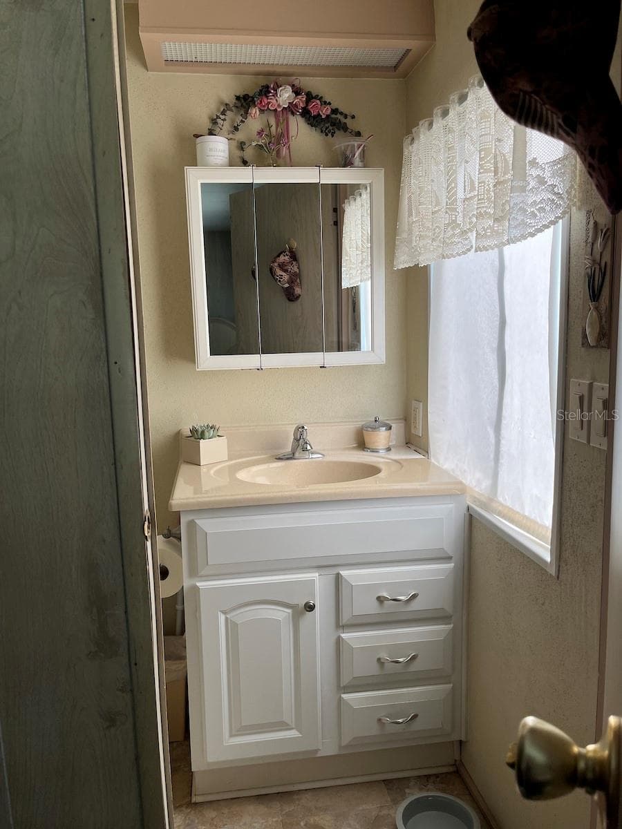 3153 ORCHARD DRIVE — photo 43 of 44
