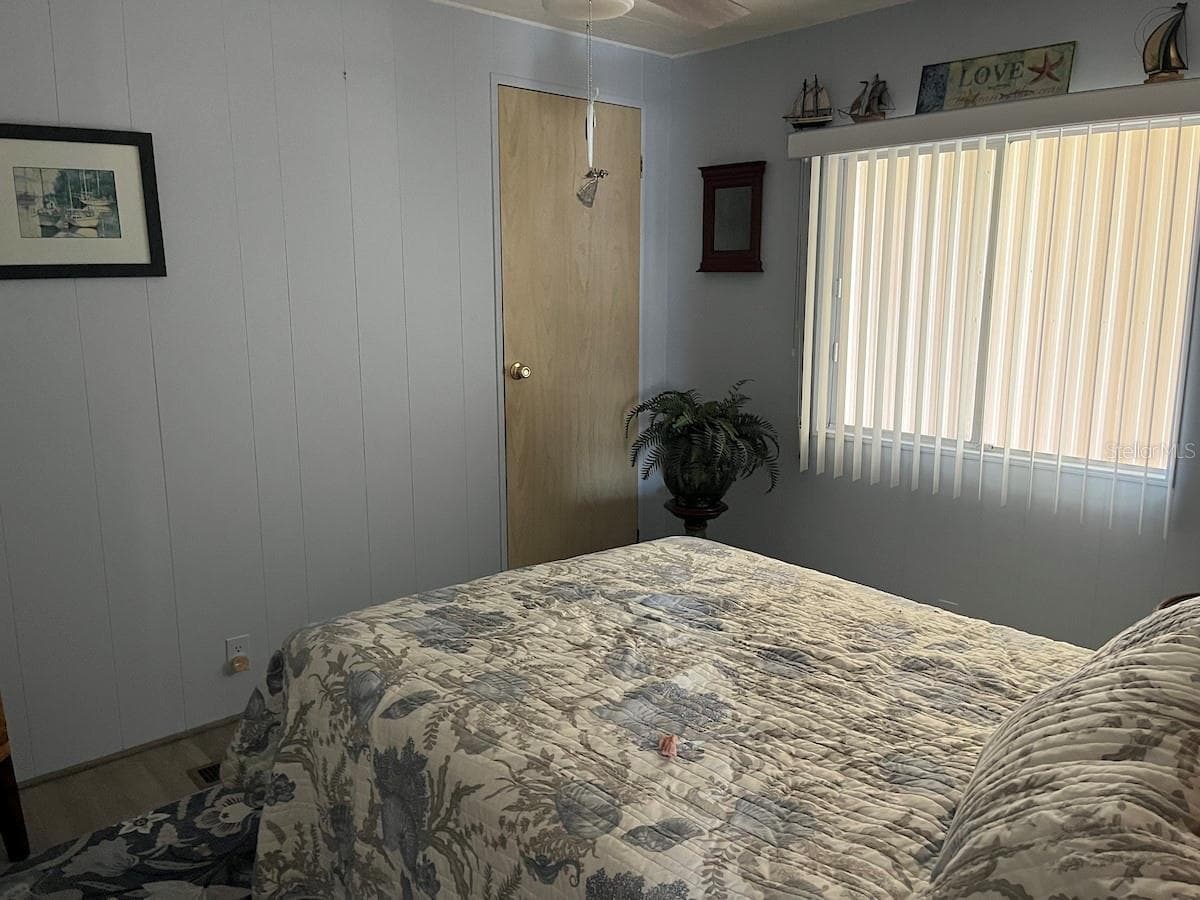 3153 ORCHARD DRIVE — photo 41 of 44