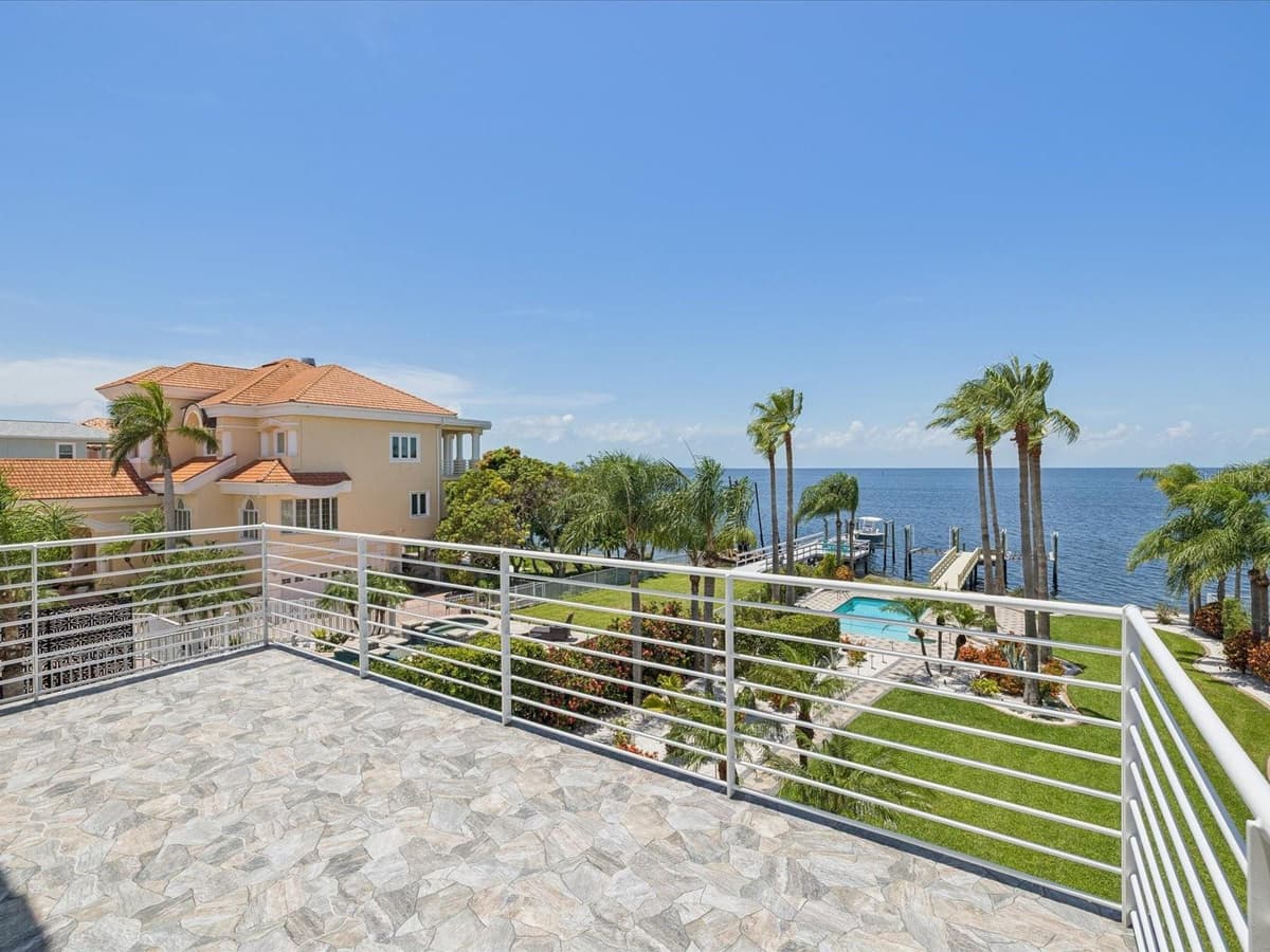 5101 WESTSHORE DRIVE — photo 4 of 88