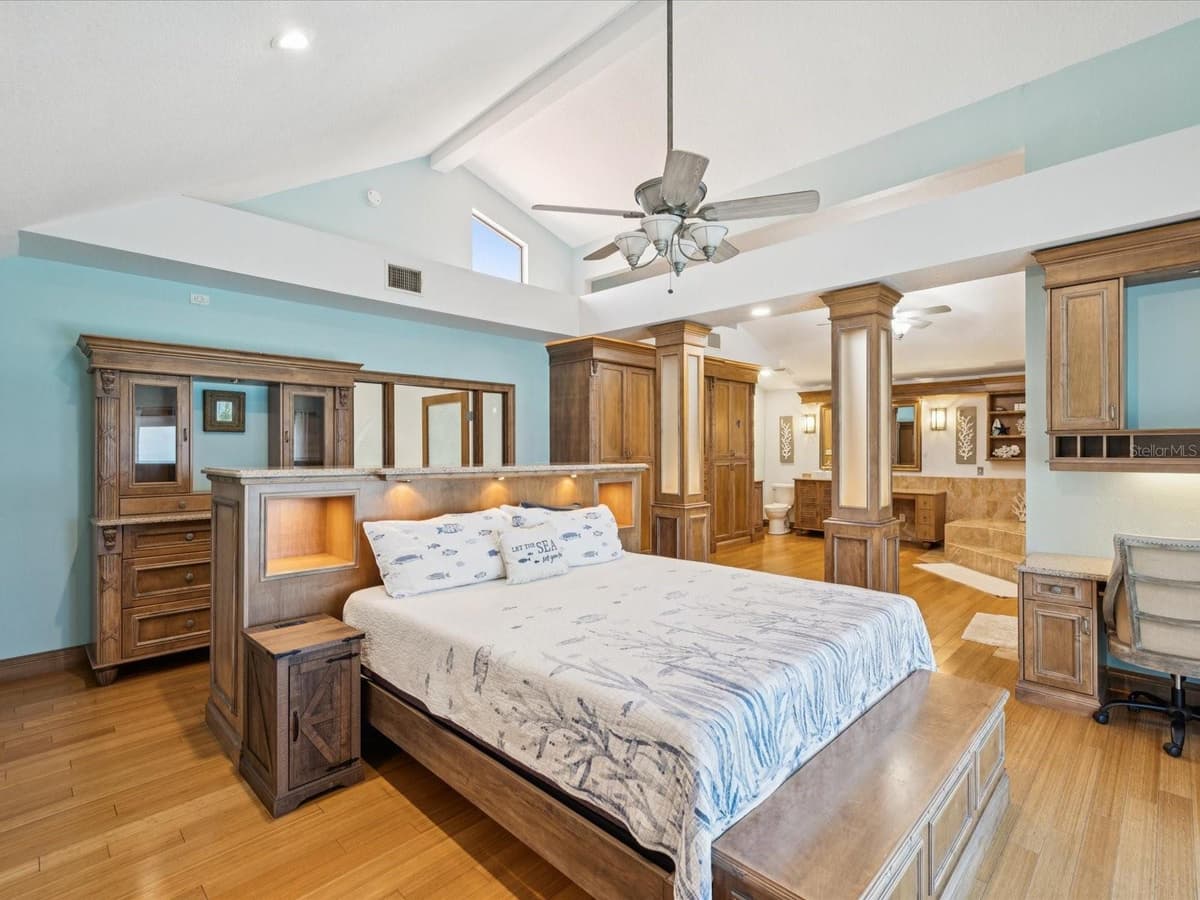 5101 WESTSHORE DRIVE — photo 42 of 88