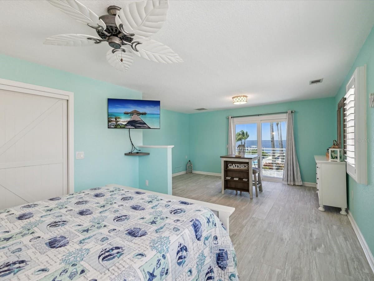 5101 WESTSHORE DRIVE — photo 34 of 88