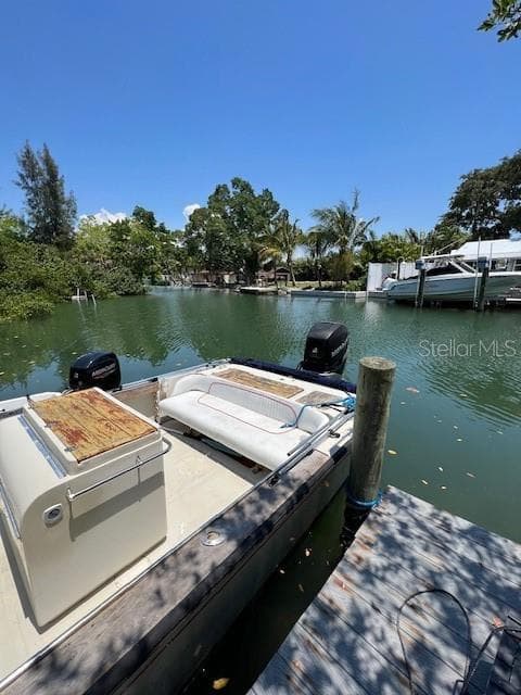 300 GARDEN LANE — photo 17 of 26