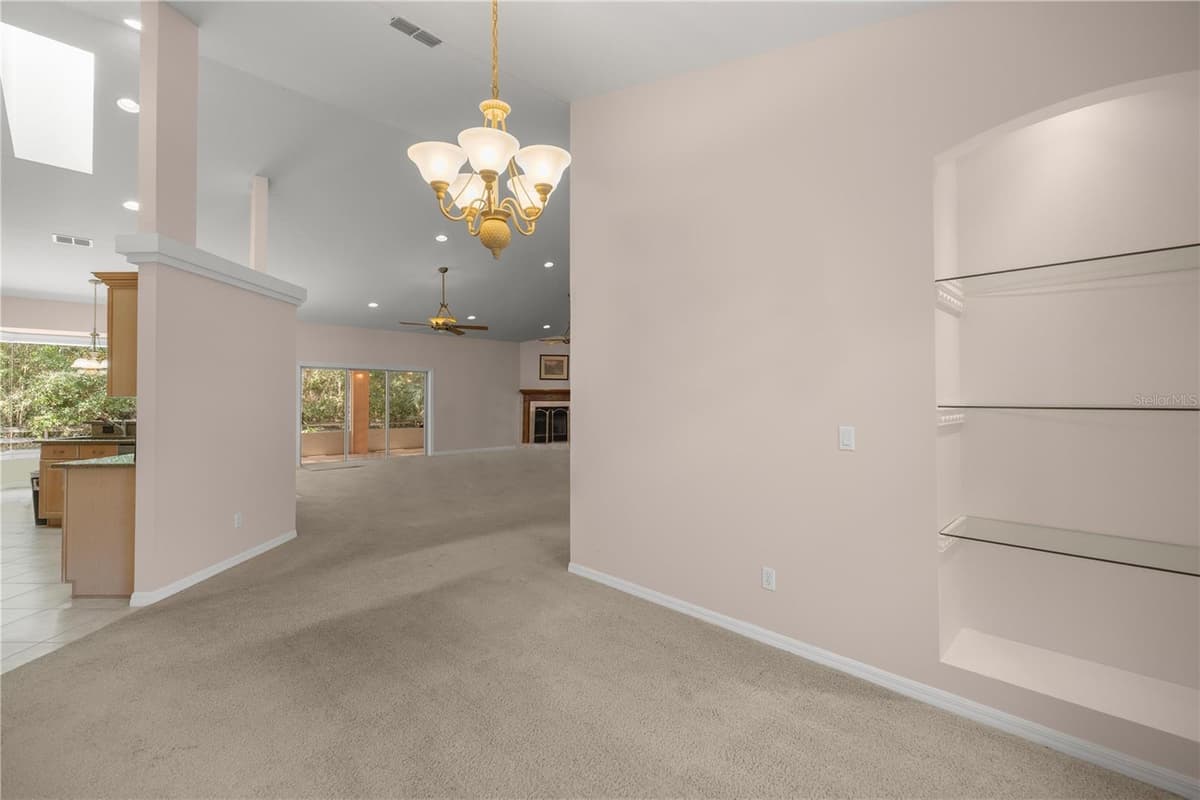 19040 88TH AVENUE ROAD — photo 15 of 68