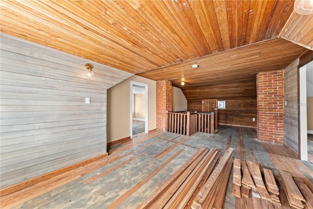 212 CLYDE AVENUE — photo 97 of 97