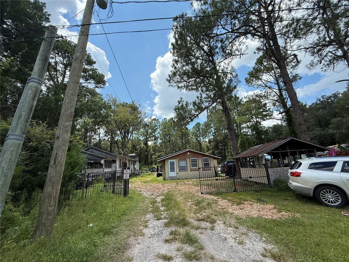 16016 US HIGHWAY 301 — photo 16 of 22
