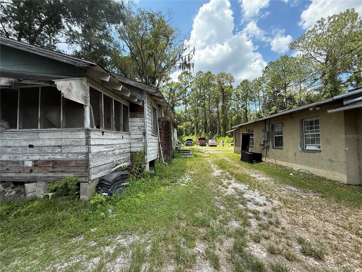 16016 US HIGHWAY 301 — photo 15 of 22