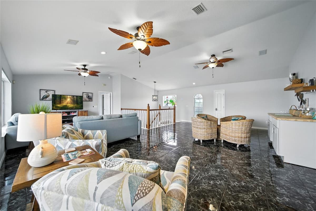 2435 WATERSEDGE DRIVE — photo 11 of 59