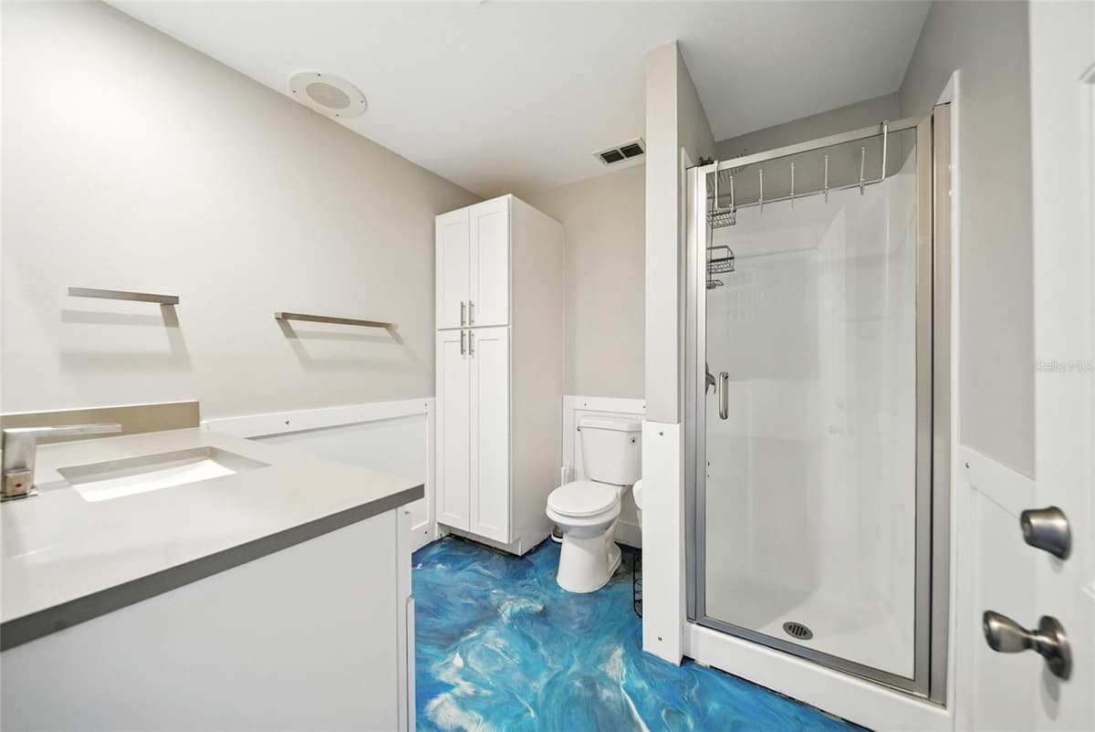 2435 WATERSEDGE DRIVE — photo 36 of 59