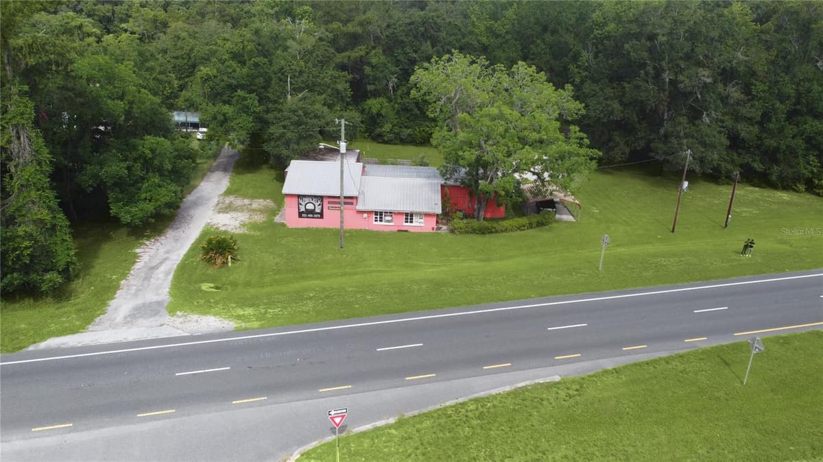 7220 US HIGHWAY 301 — photo 1 of 10