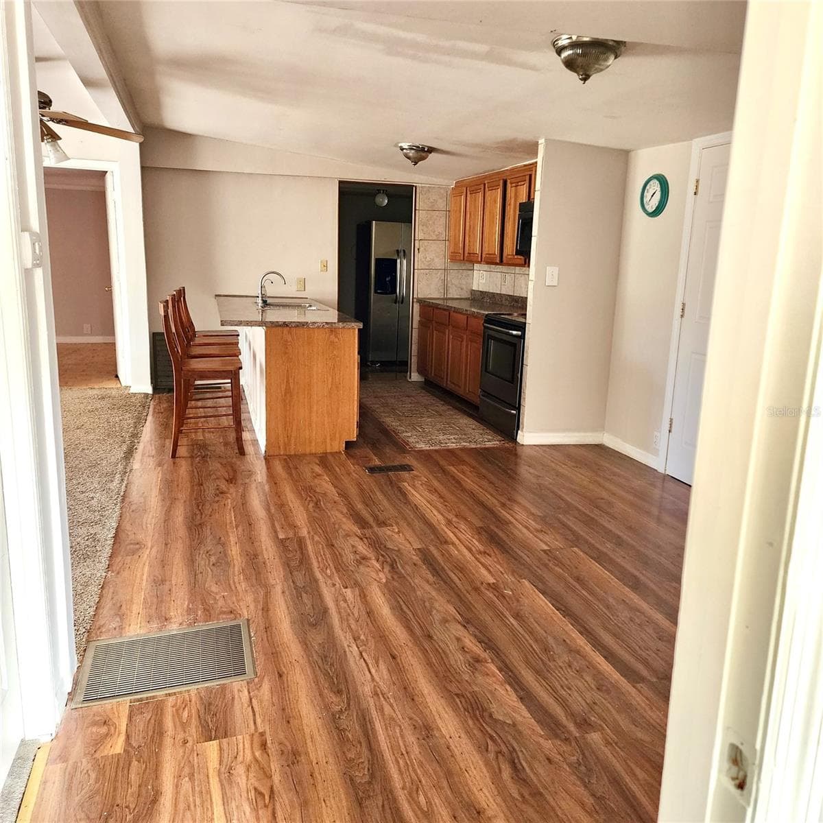 16021 170TH AVENUE — photo 10 of 69