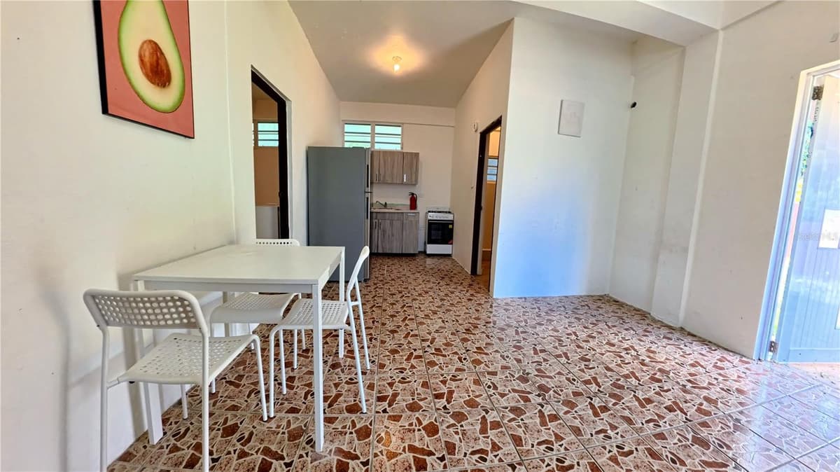 696 CALLE PRINCIPAL — photo 22 of 27