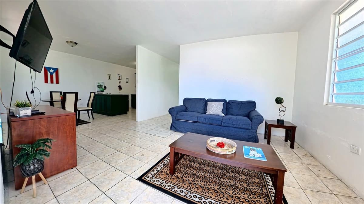 696 CALLE PRINCIPAL — photo 10 of 27
