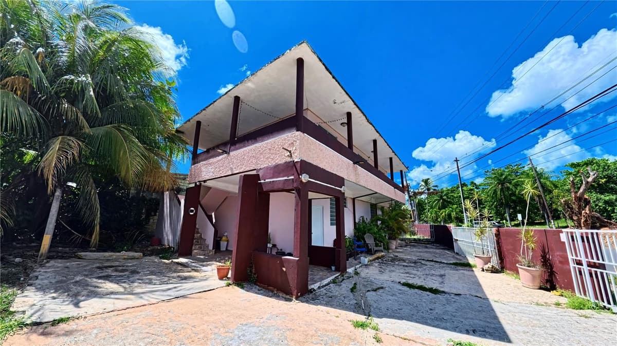 696 CALLE PRINCIPAL — photo 3 of 27