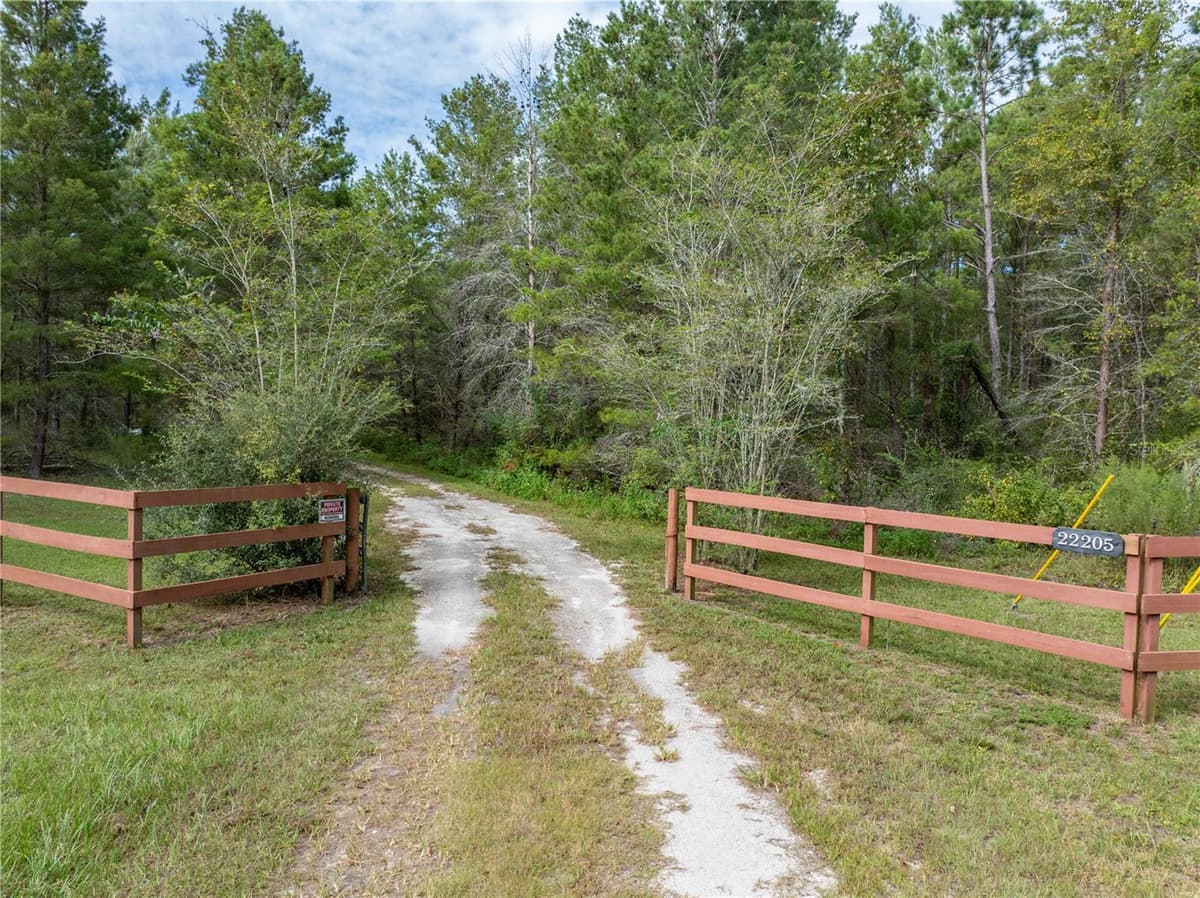 22205 COUNTY ROAD 349 — photo 50 of 68