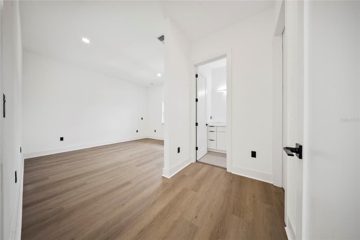 156 CALADIUM AVENUE — photo 48 of 92