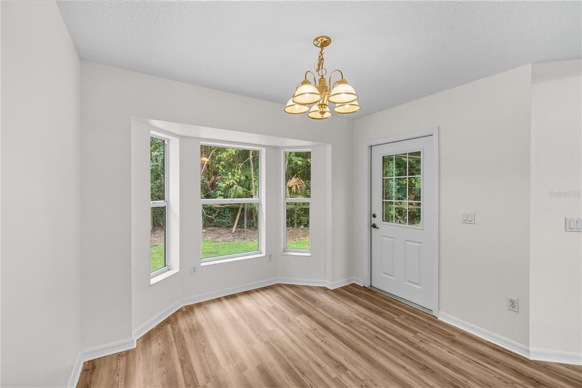 12615 GAINESVILLE ROAD — photo 12 of 93