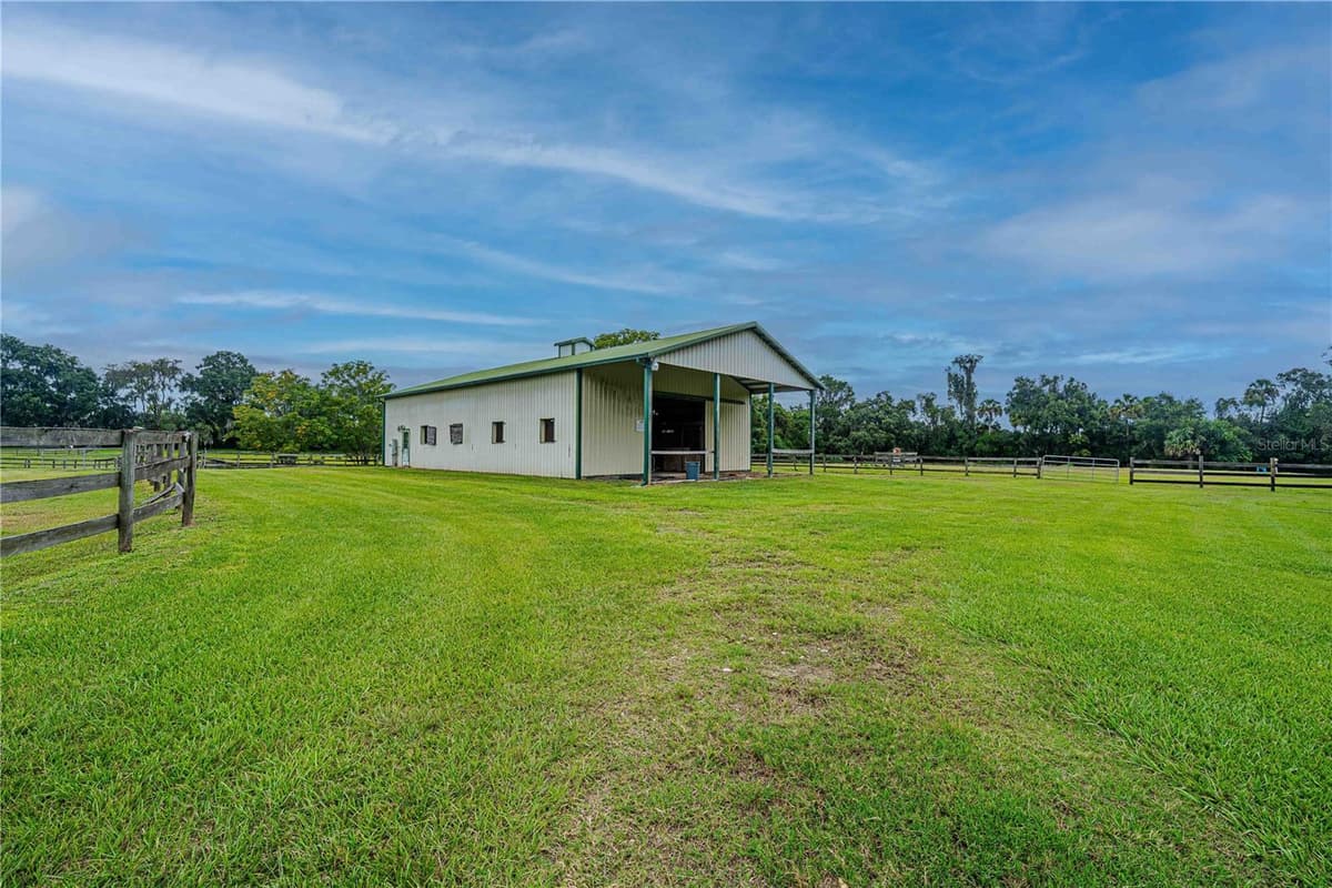 12615 GAINESVILLE ROAD — photo 44 of 93