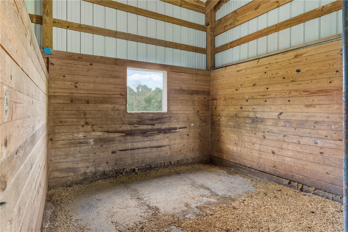 12615 GAINESVILLE ROAD — photo 37 of 93