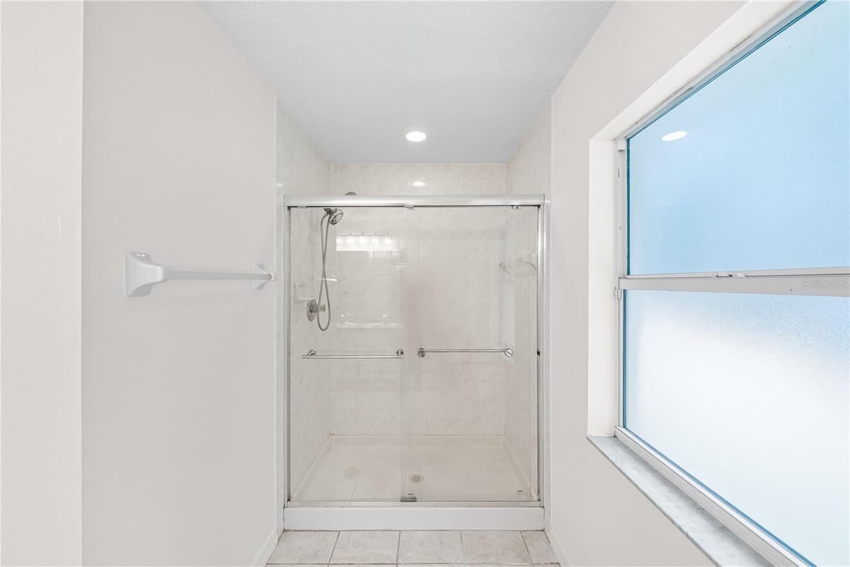 12615 GAINESVILLE ROAD — photo 9 of 93