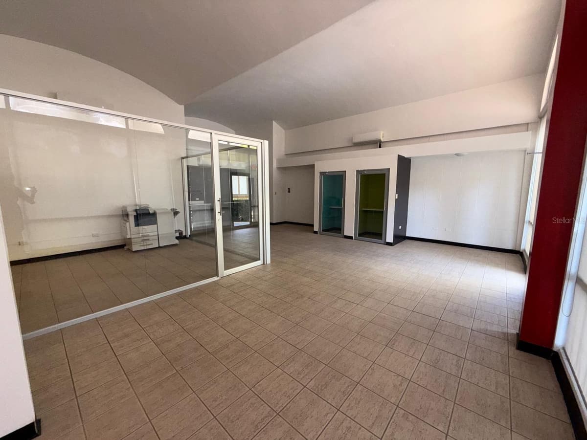 2822 AVE LAS AMÉRICAS — photo 4 of 13