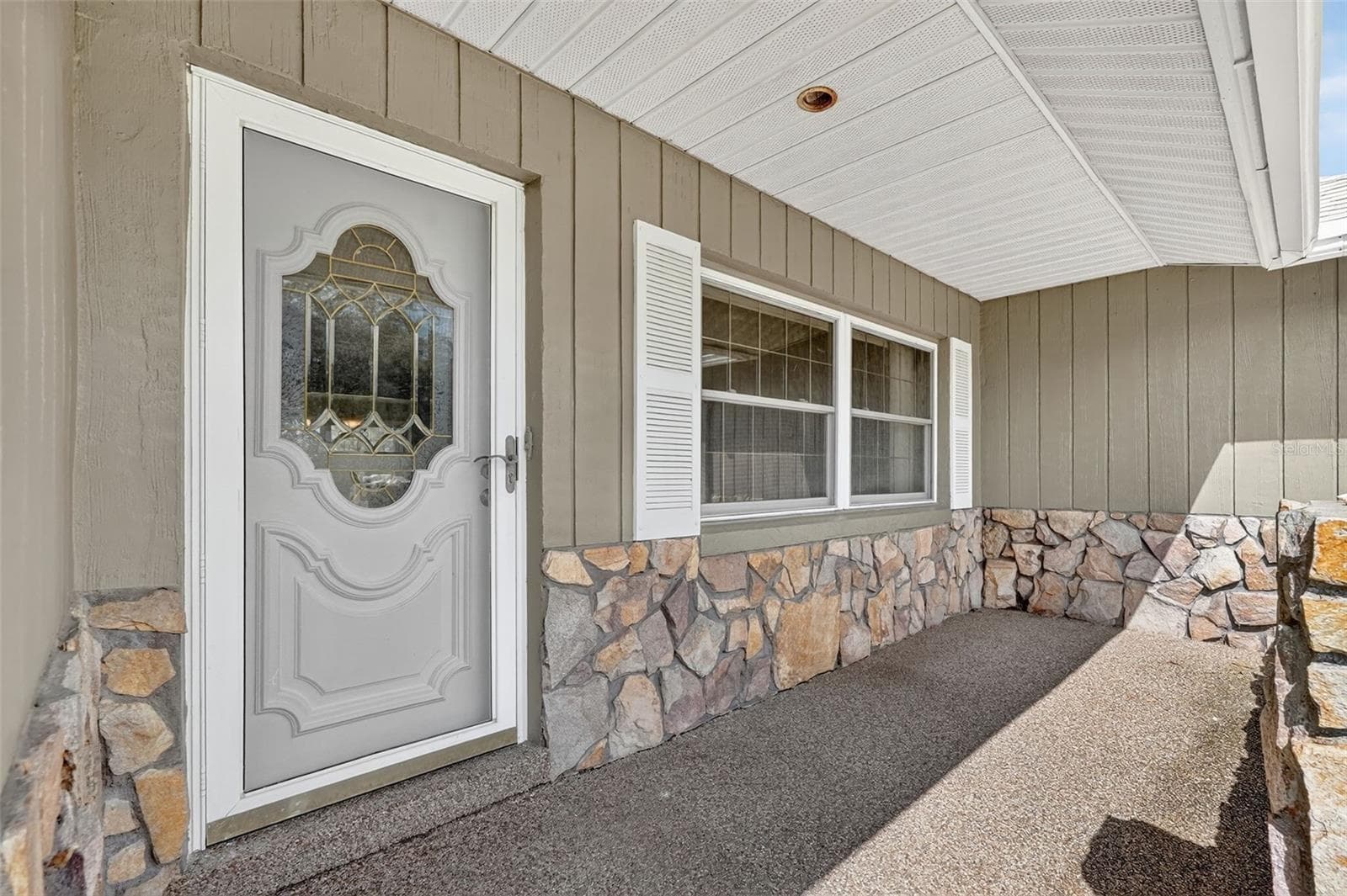 553 BUTTONBUSH DRIVE — photo 13 of 46