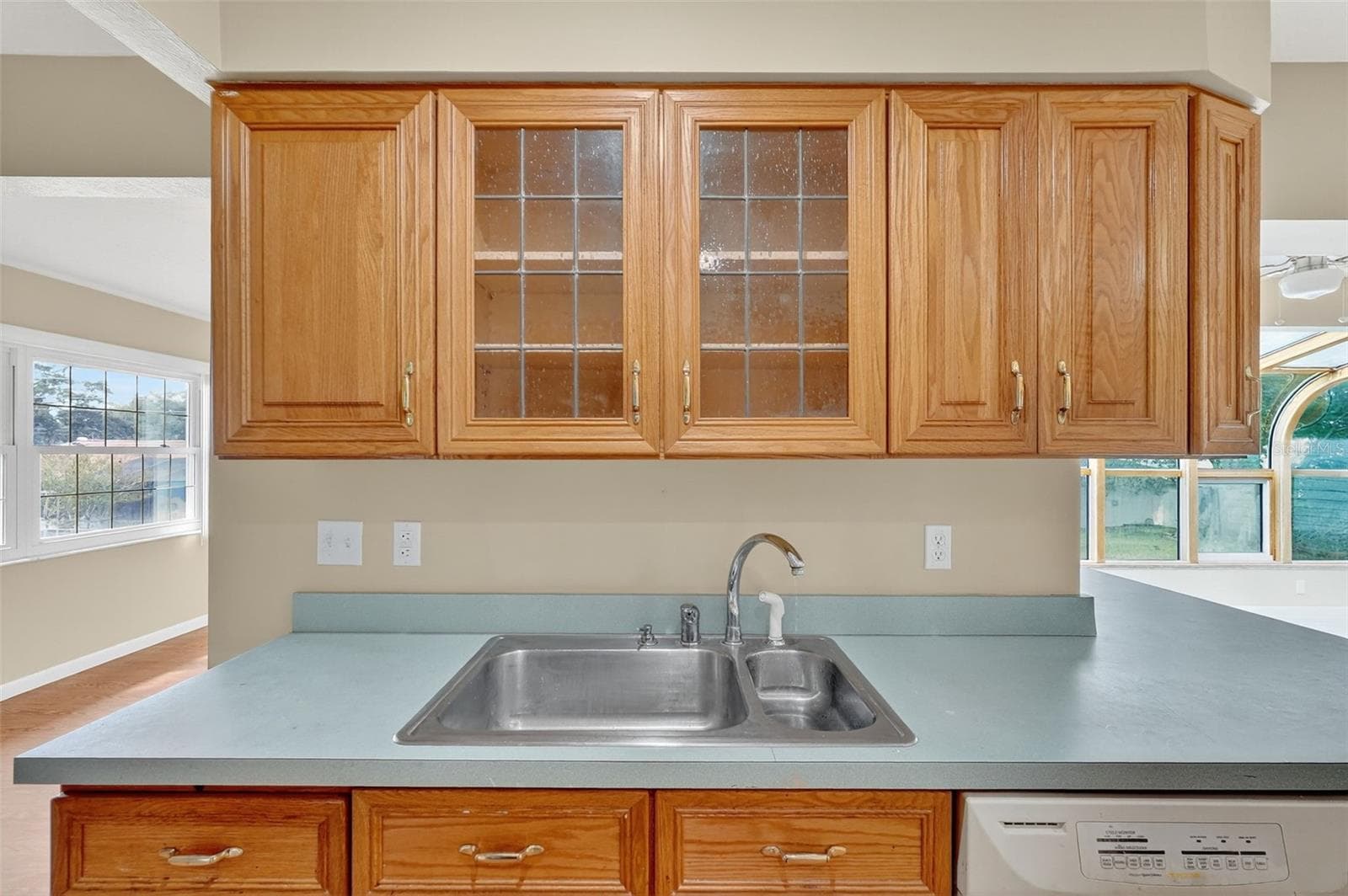 553 BUTTONBUSH DRIVE — photo 35 of 46