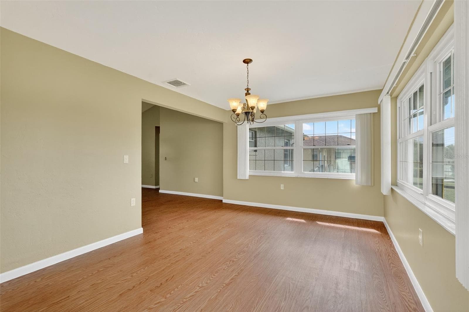 553 BUTTONBUSH DRIVE — photo 28 of 46