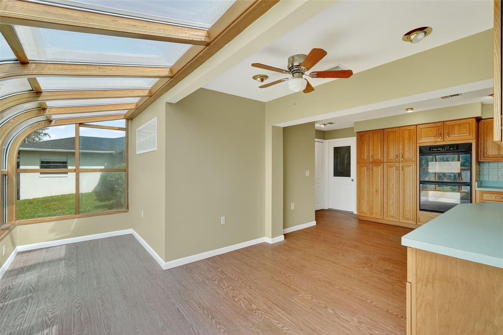 553 BUTTONBUSH DRIVE — photo 40 of 46