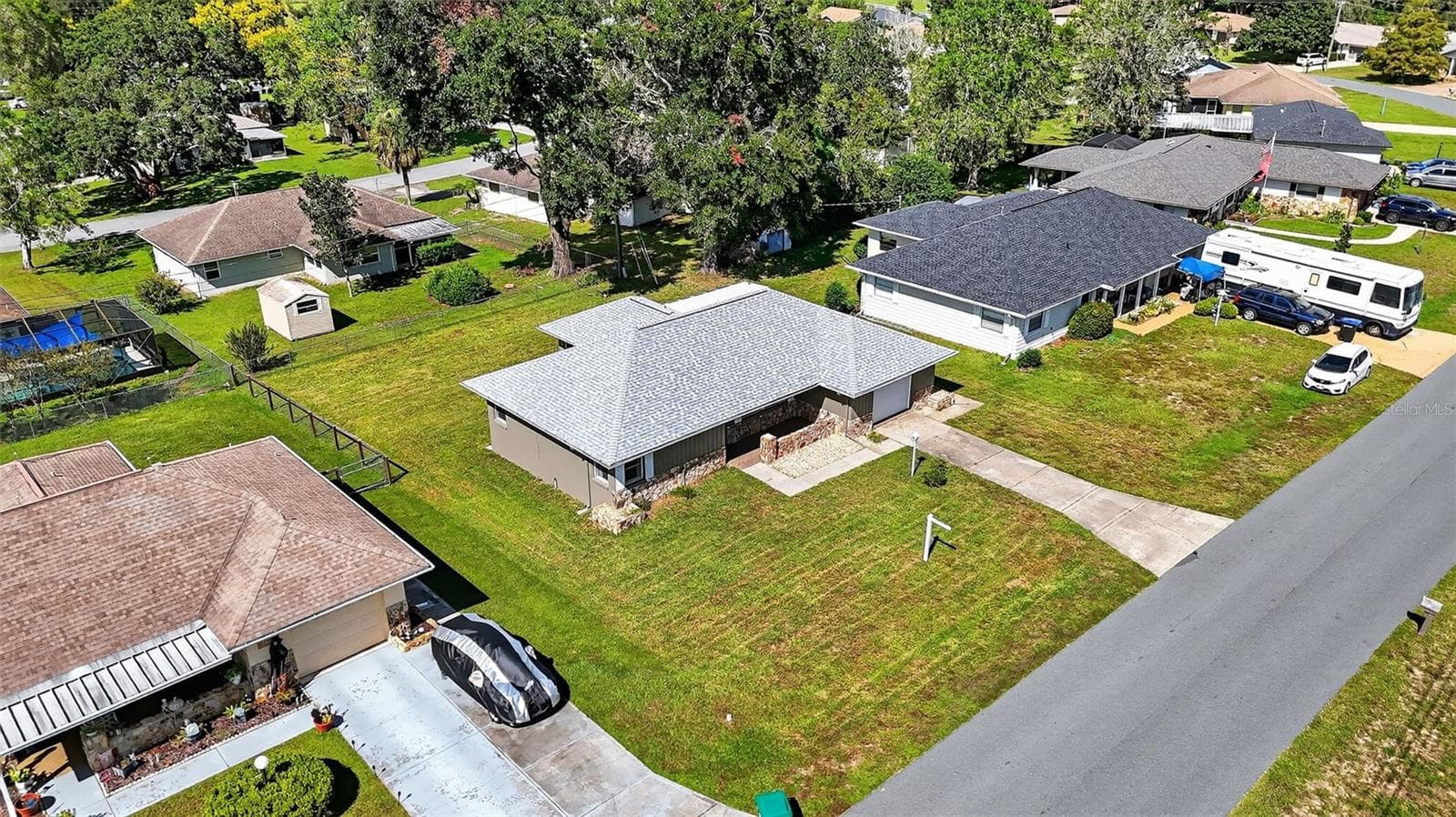 553 BUTTONBUSH DRIVE — photo 3 of 46