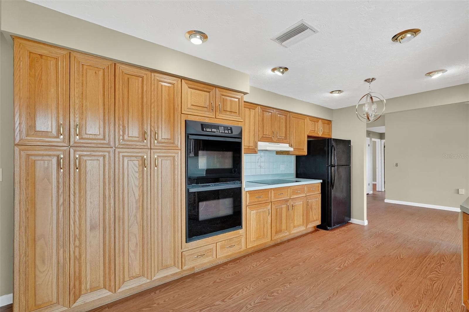 553 BUTTONBUSH DRIVE — photo 33 of 46