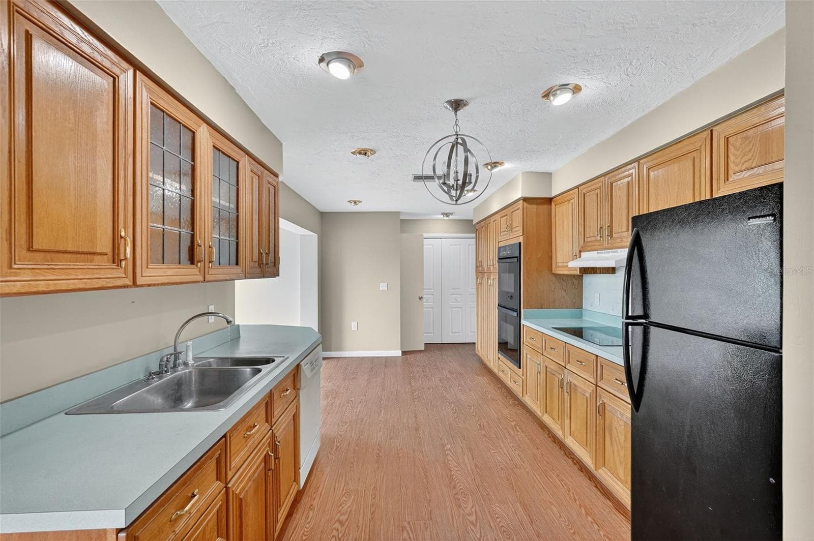 553 BUTTONBUSH DRIVE — photo 31 of 46