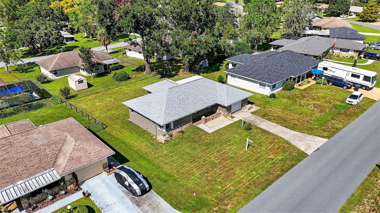 553 BUTTONBUSH DRIVE — photo 4 of 46