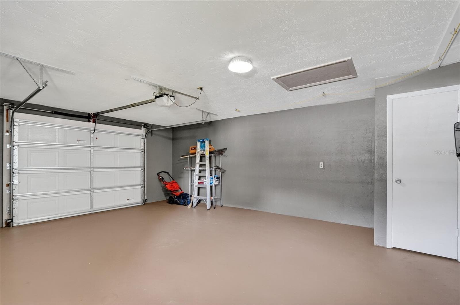 553 BUTTONBUSH DRIVE — photo 46 of 46