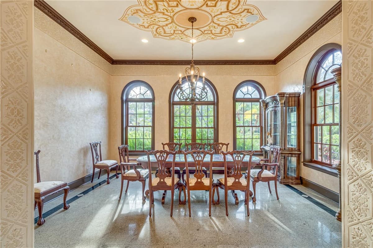 117 BELLAMERE PALMS COURT — photo 26 of 97