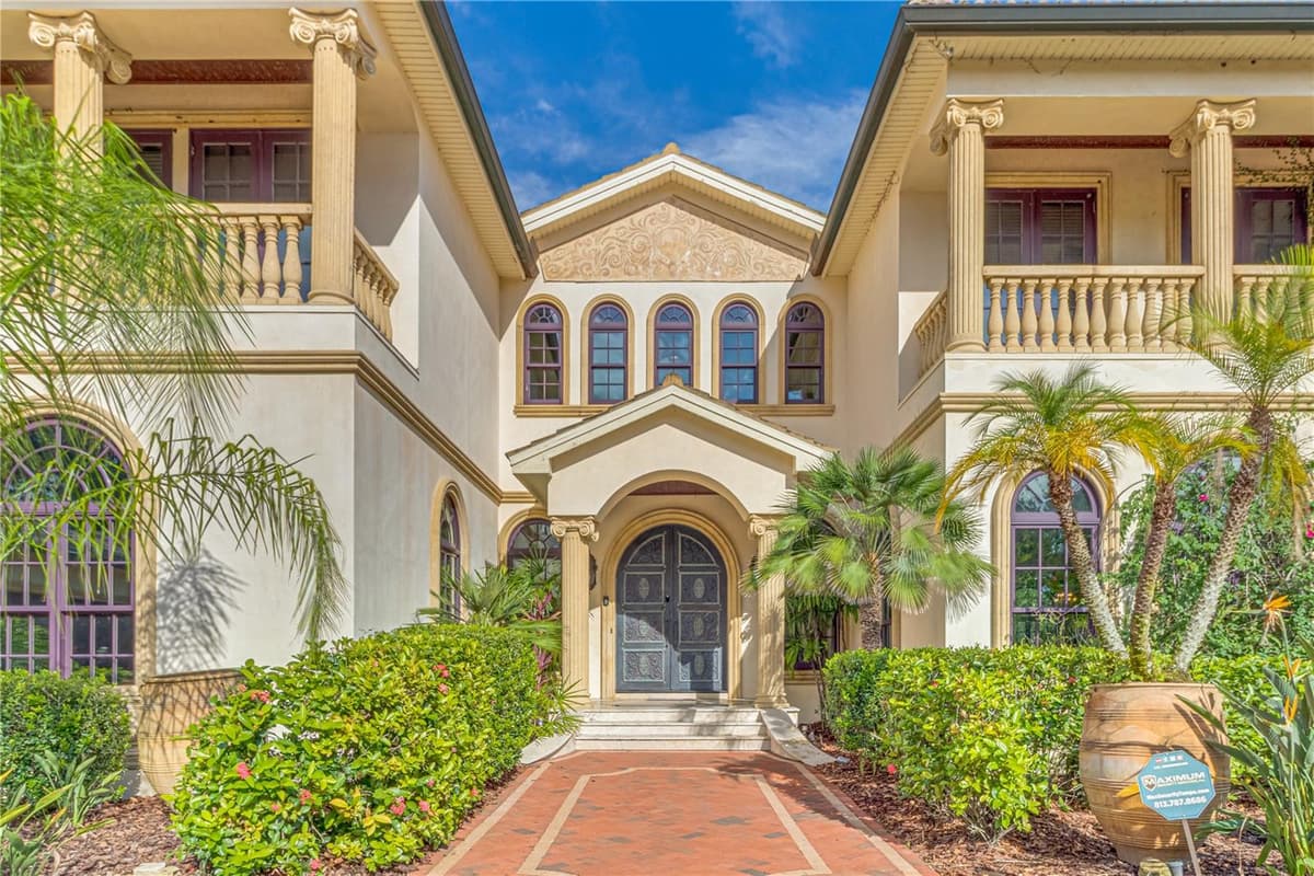 117 BELLAMERE PALMS COURT — photo 11 of 97