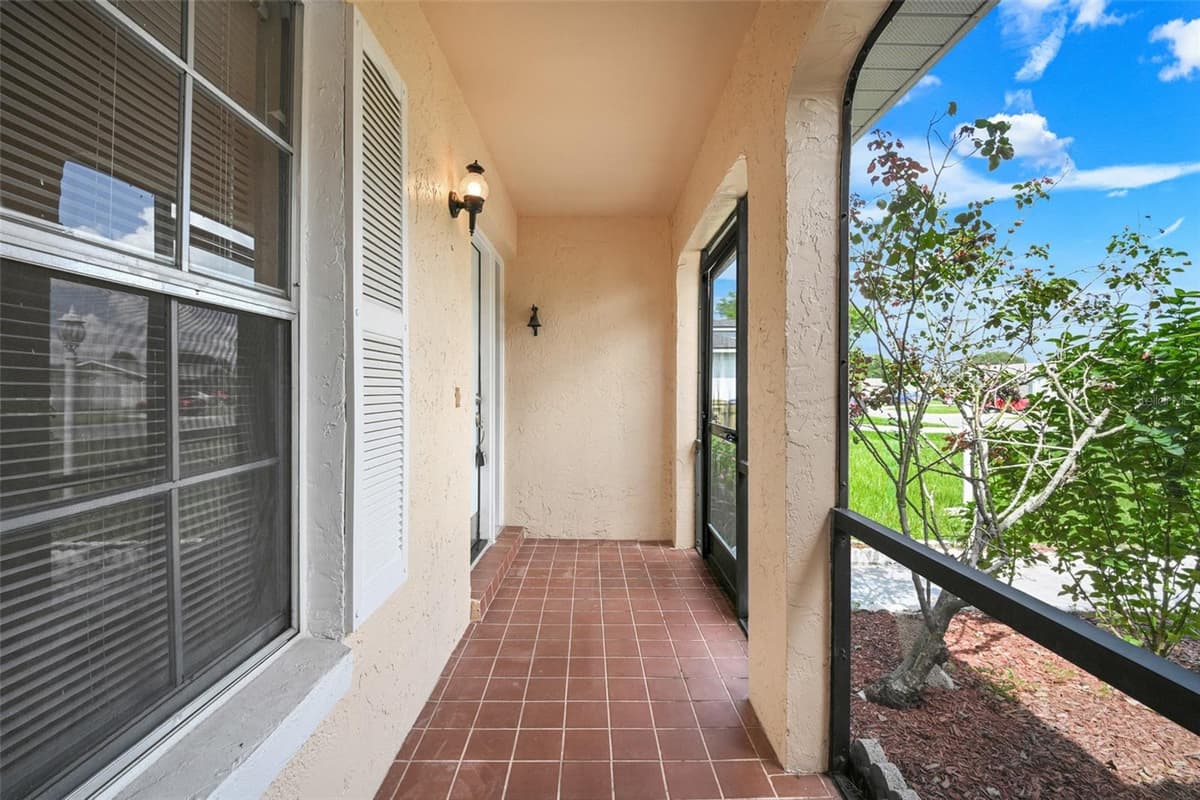 461 BOXWOOD COURT — photo 5 of 37