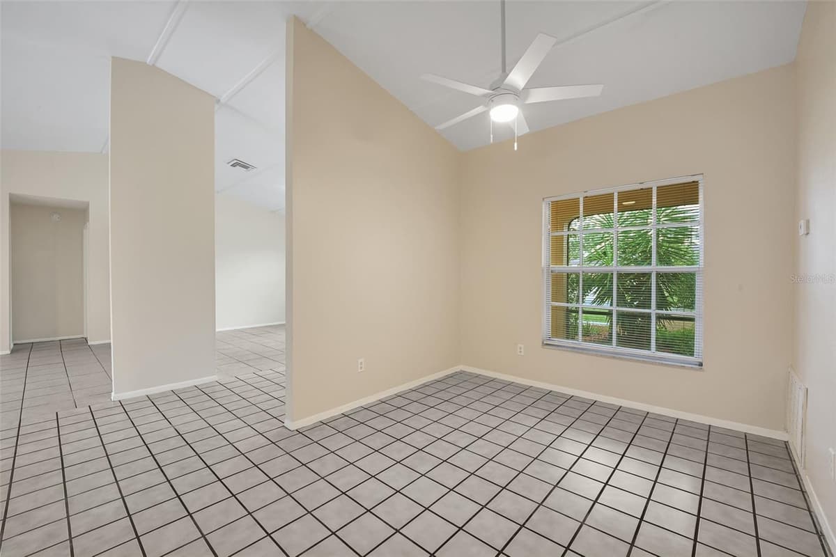 461 BOXWOOD COURT — photo 16 of 37