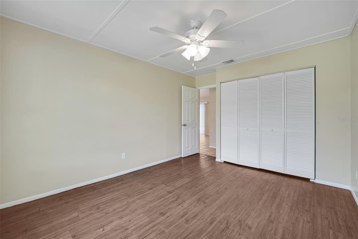 461 BOXWOOD COURT — photo 21 of 37