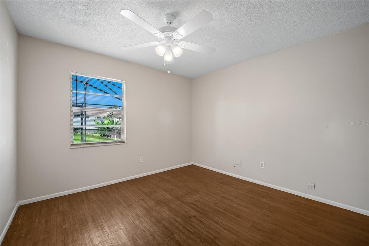 461 BOXWOOD COURT — photo 25 of 37