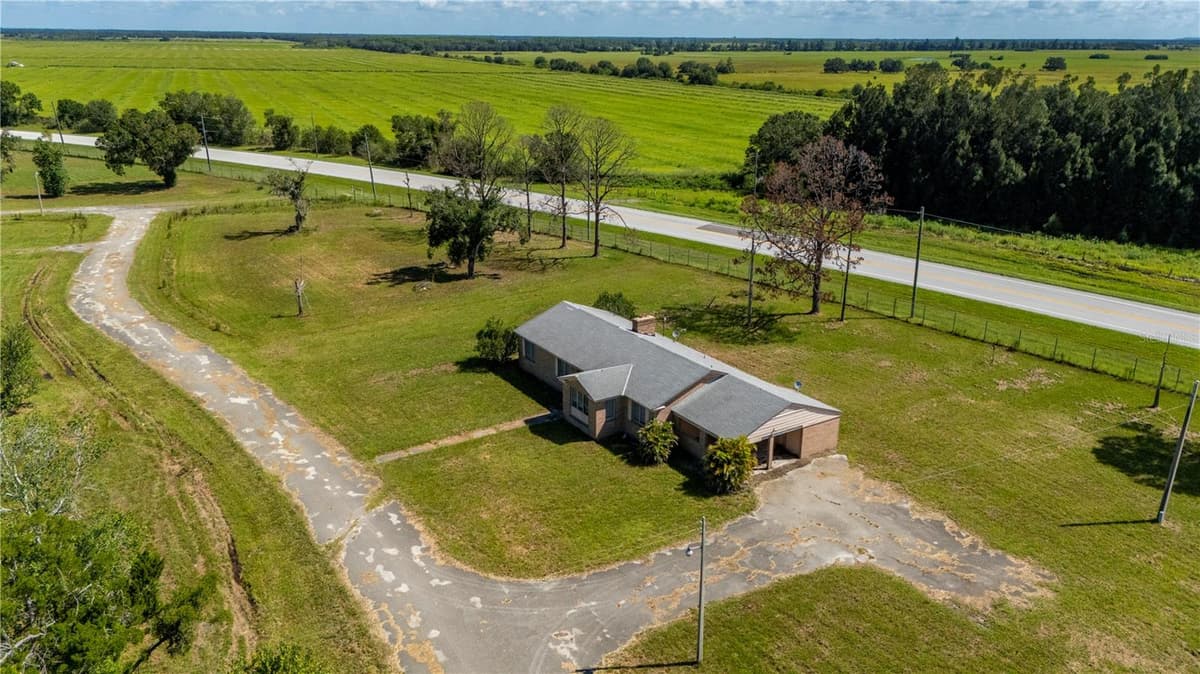 6000 SE HWY 31 — photo 40 of 41