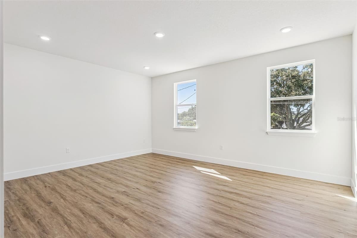 1615 IDAHO AVENUE — photo 36 of 52
