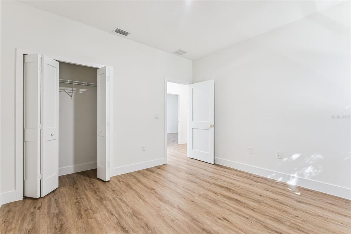 1615 IDAHO AVENUE — photo 33 of 52