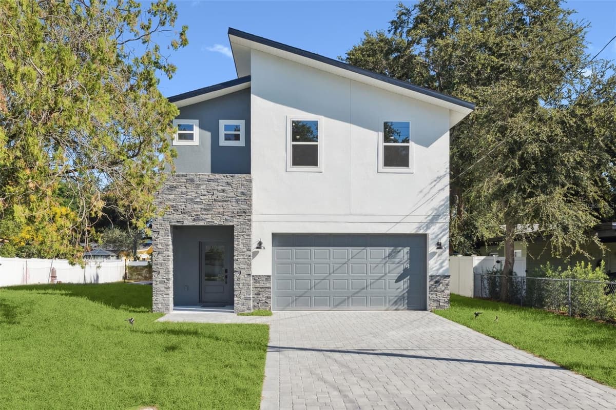 1615 IDAHO AVENUE — photo 1 of 52