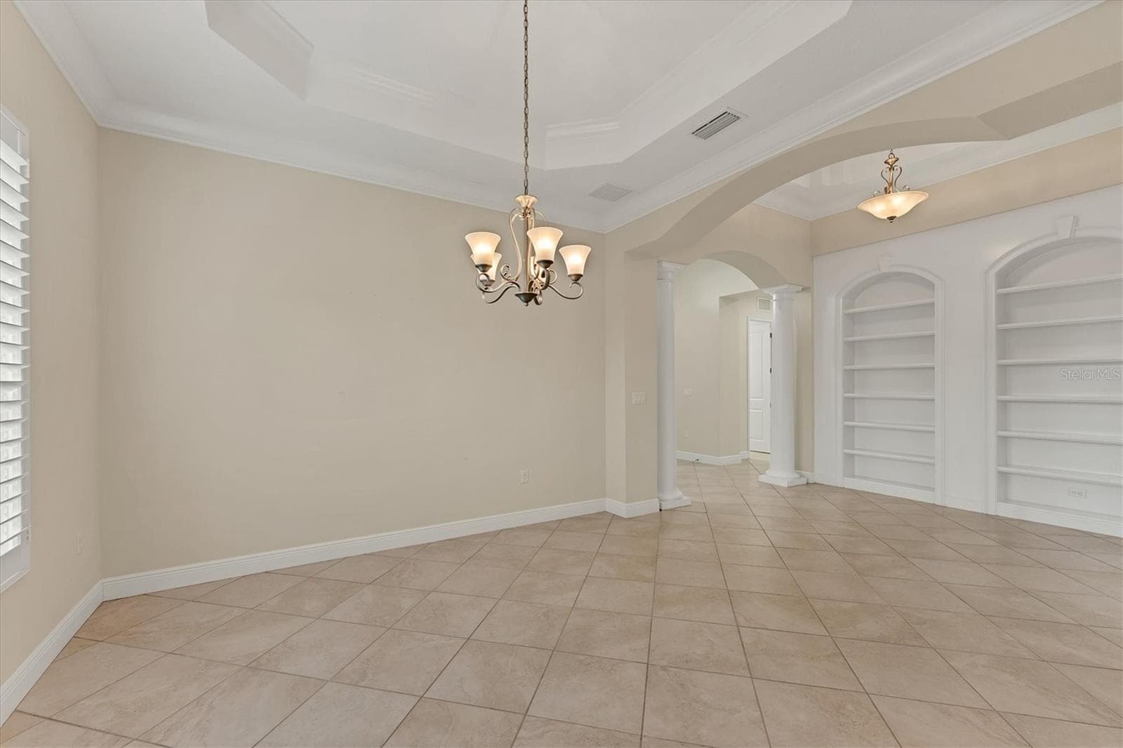 14215 KINGLET TERRACE — photo 16 of 95