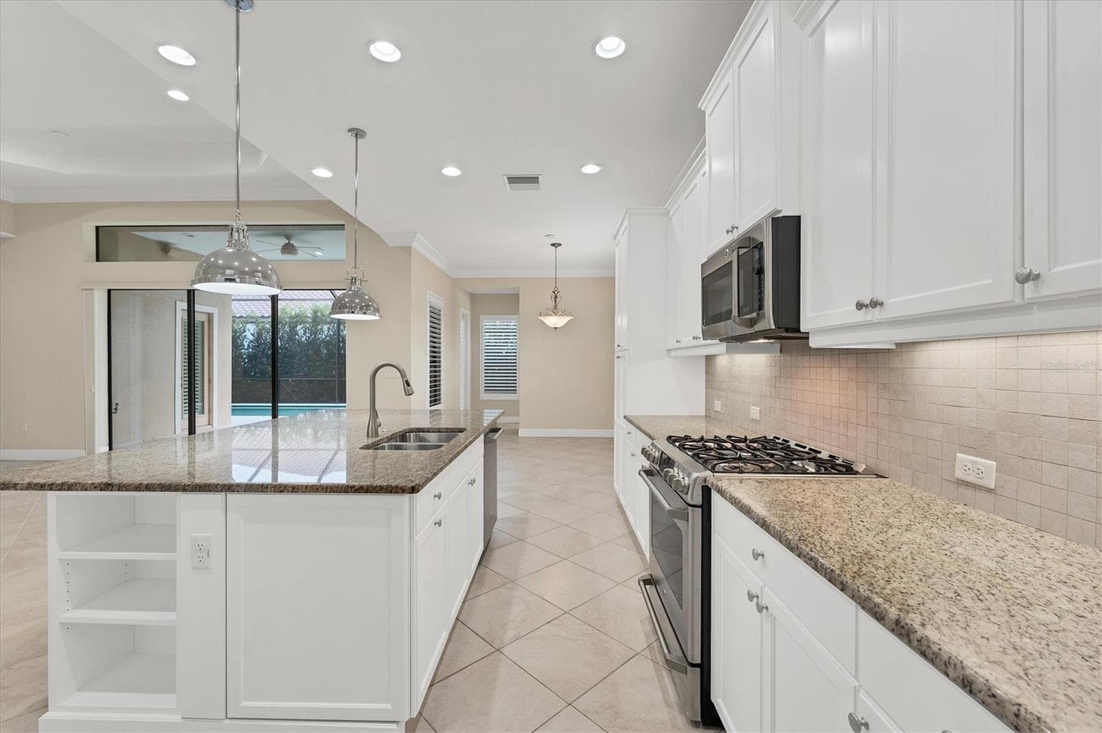 14215 KINGLET TERRACE — photo 30 of 95
