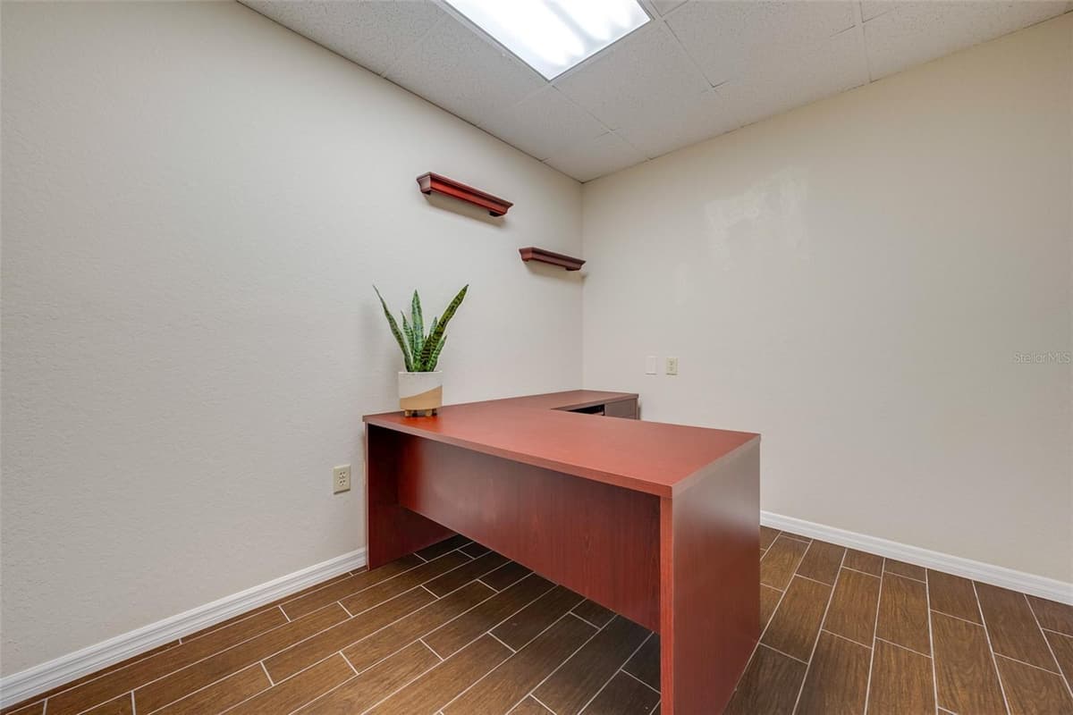 917 EMMETT STREET — photo 3 of 14