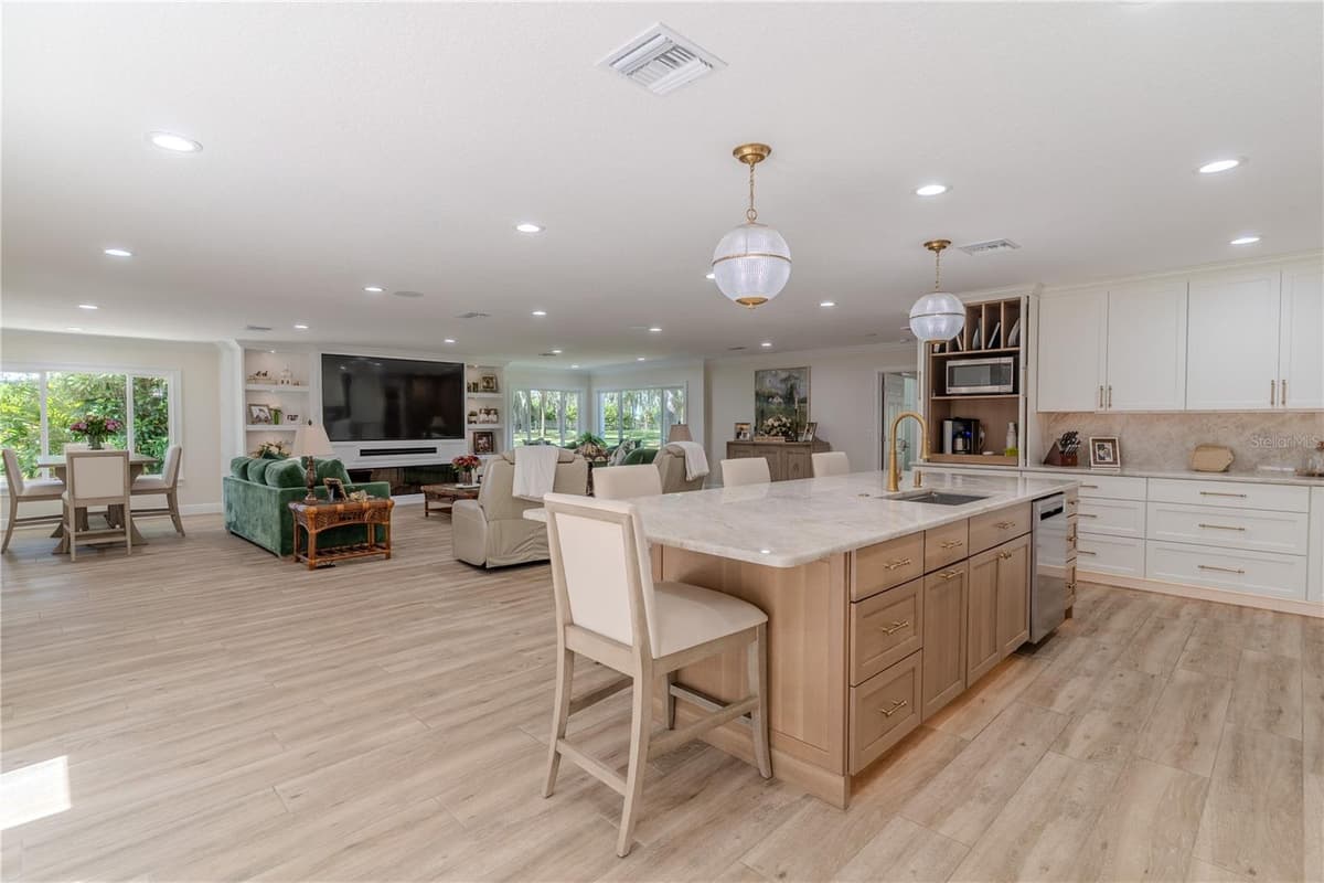 8006 LAKE LOWERY ROAD — photo 12 of 74