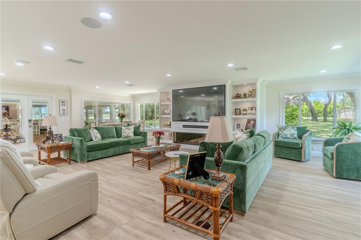 8006 LAKE LOWERY ROAD — photo 15 of 74
