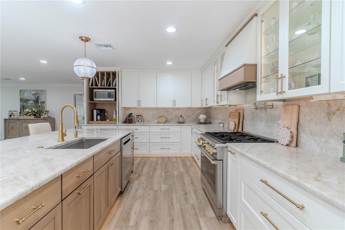8006 LAKE LOWERY ROAD — photo 9 of 74