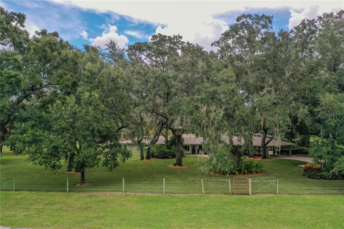 8010 LAKE LOWERY ROAD — photo 53 of 75